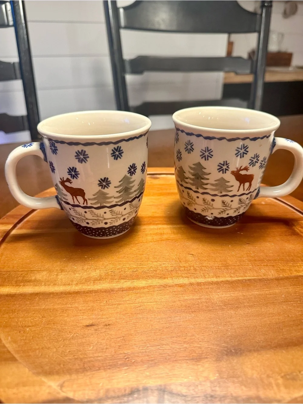 authentic Polish pottery mugs manufactured by Ceramika Artystyczna in Bolesławie